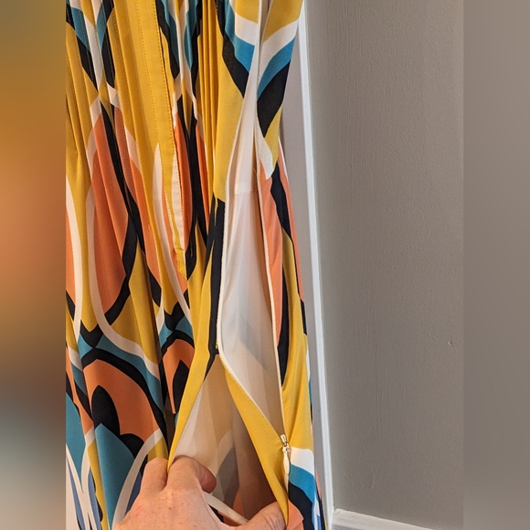 Anthropologie rich multicolored silky dress with pockets, size 4. Worn once - Picture 8 of 8